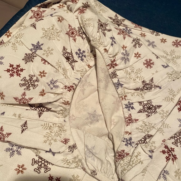 Eddie Bauer Flannel Collection Cotton Bedding Sheet Set, TWIN size. Snowflakes❄️ - Picture 7 of 7
